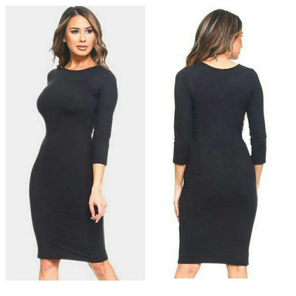 Dresses & Skirts - Black bodycon dress